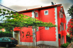 Apartments Mira